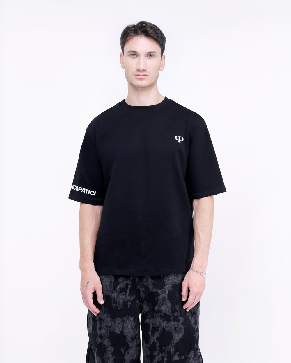 T-SHIRT LOGO
